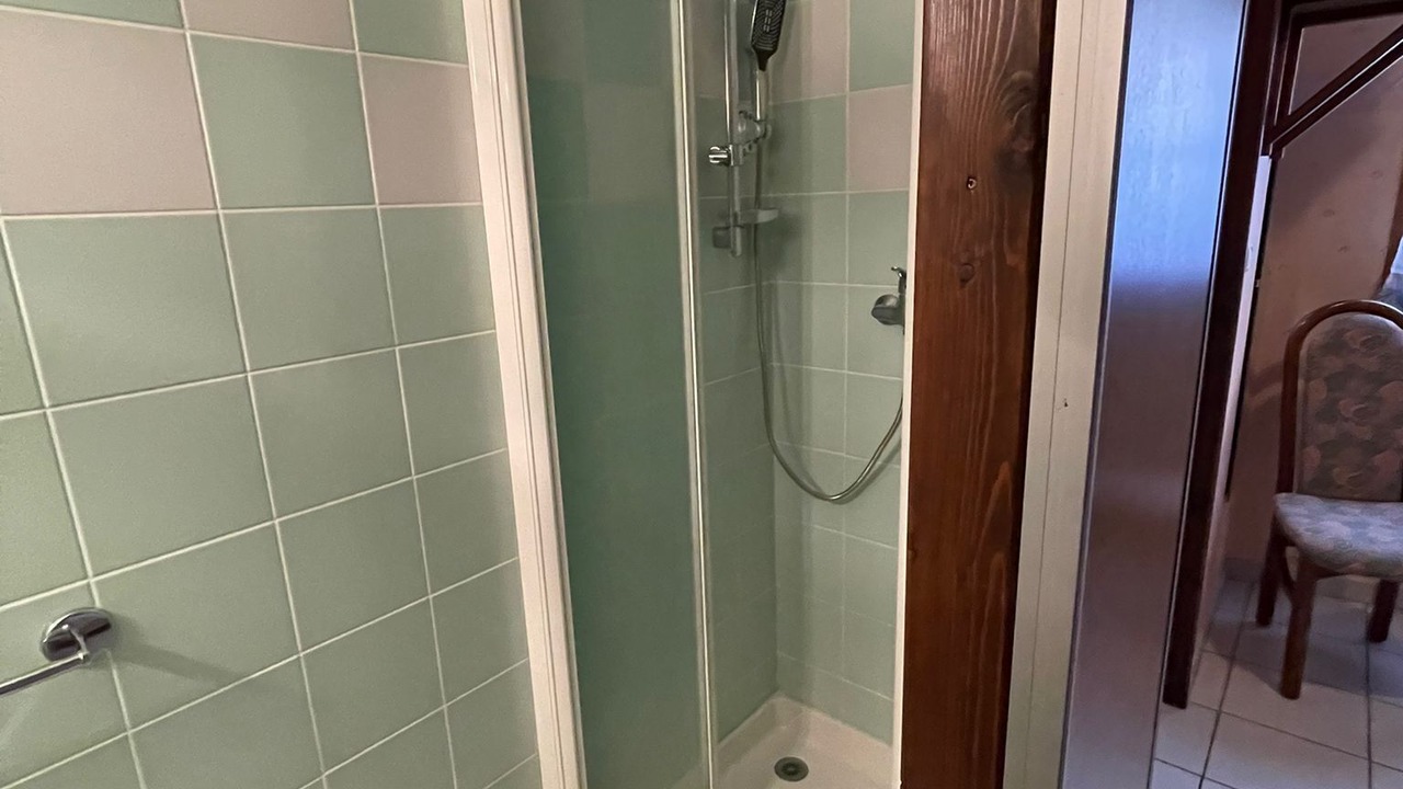 Photo of Bathroom in Corps