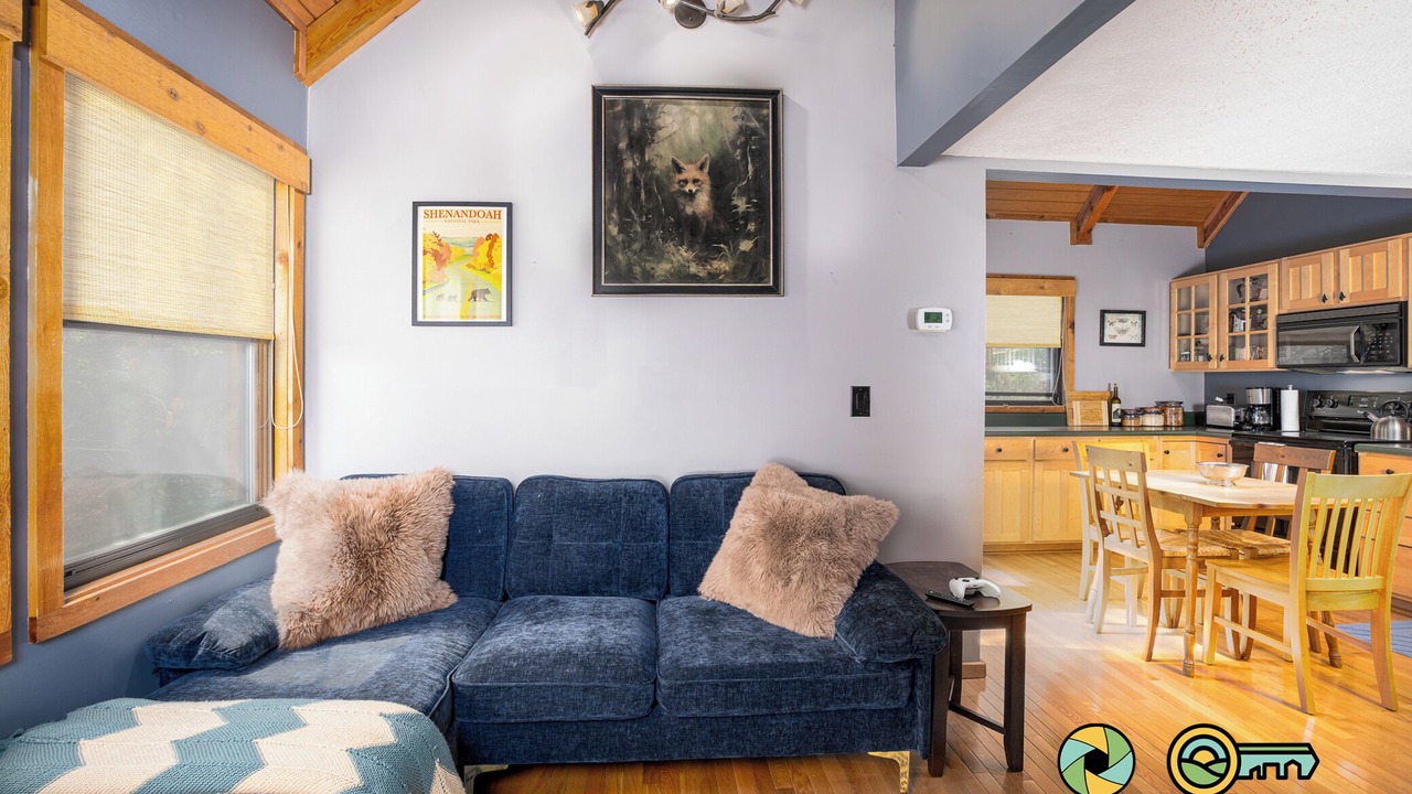 Photo of Livingroom in Orkney Springs