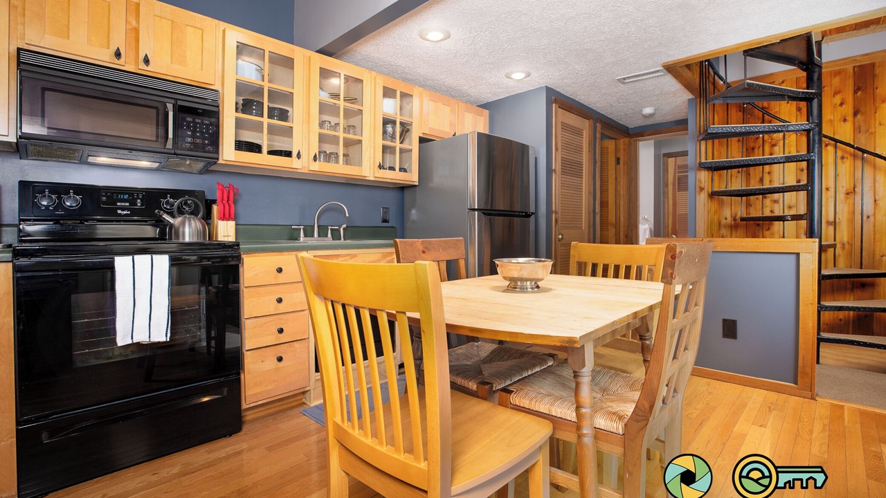 Photo of Kitchen in Orkney Springs