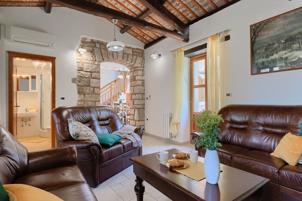 Photo of Livingroom in Prkacini