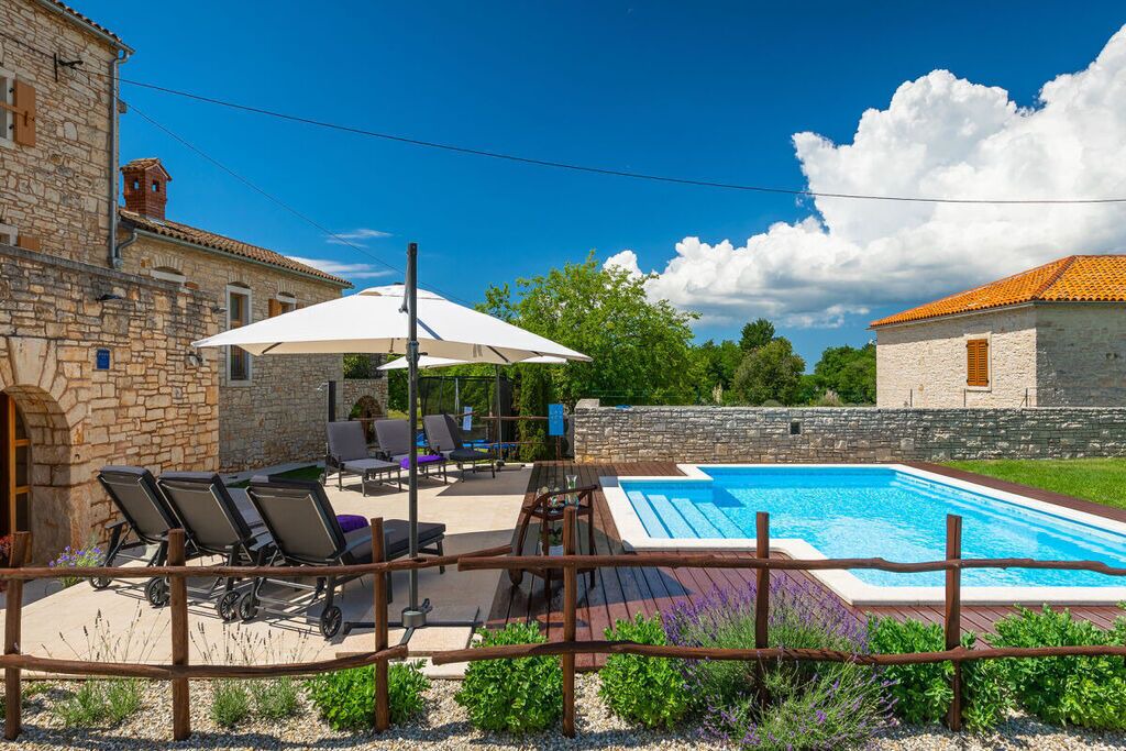 Photo of Outdoor in Prkacini