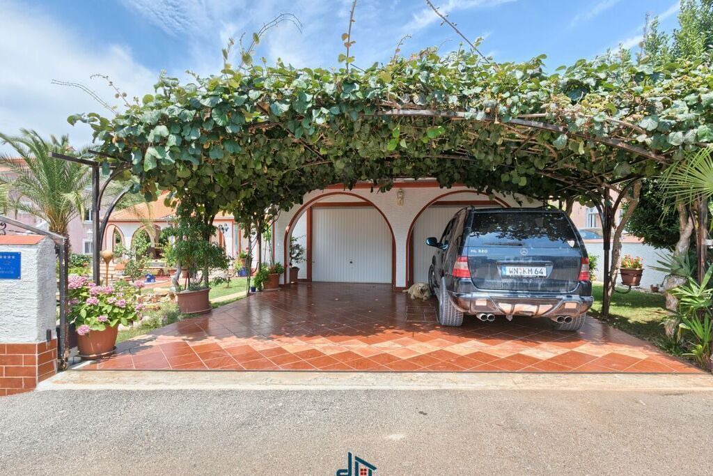 Photo of Outdoor in Cancini