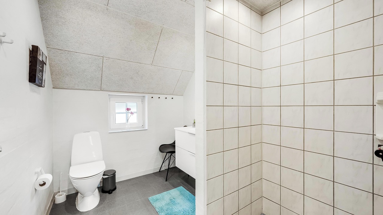 Photo of Bathroom in Øby