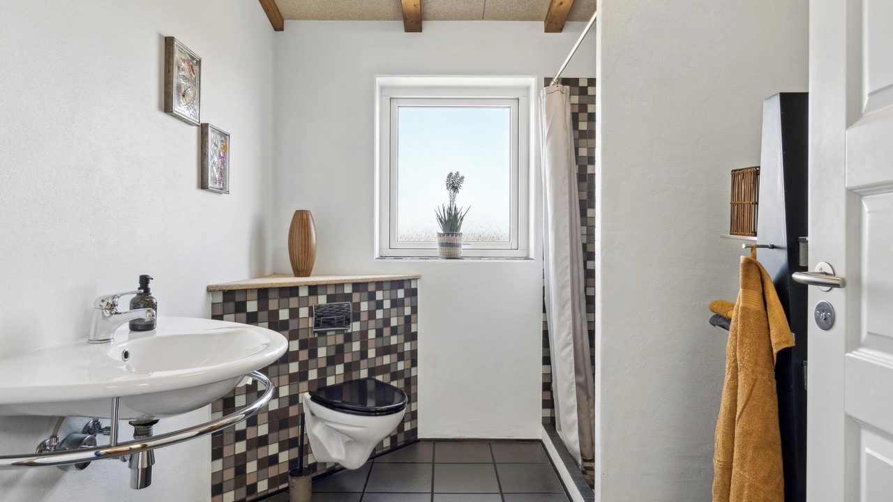 Photo of Bathroom in Lodbjerg Hede