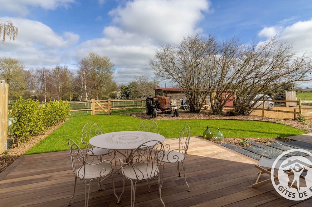 Photo of Outdoor in Feneu