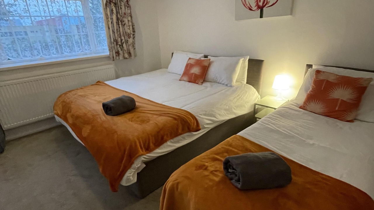 Photo of Others in Luton