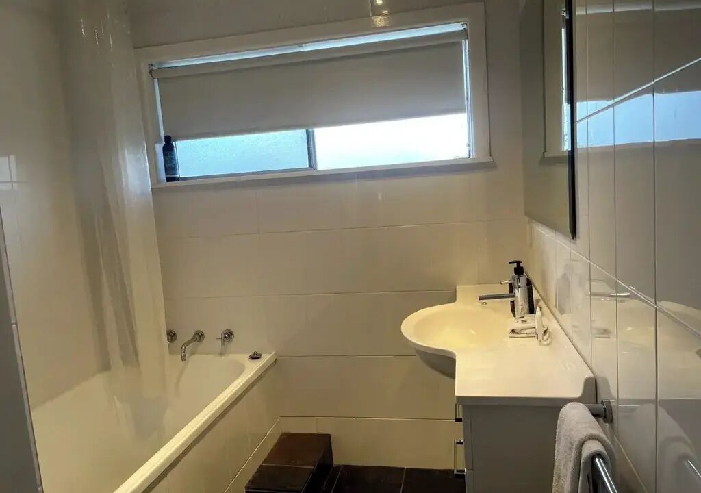 Photo of Bathroom in Kooringal