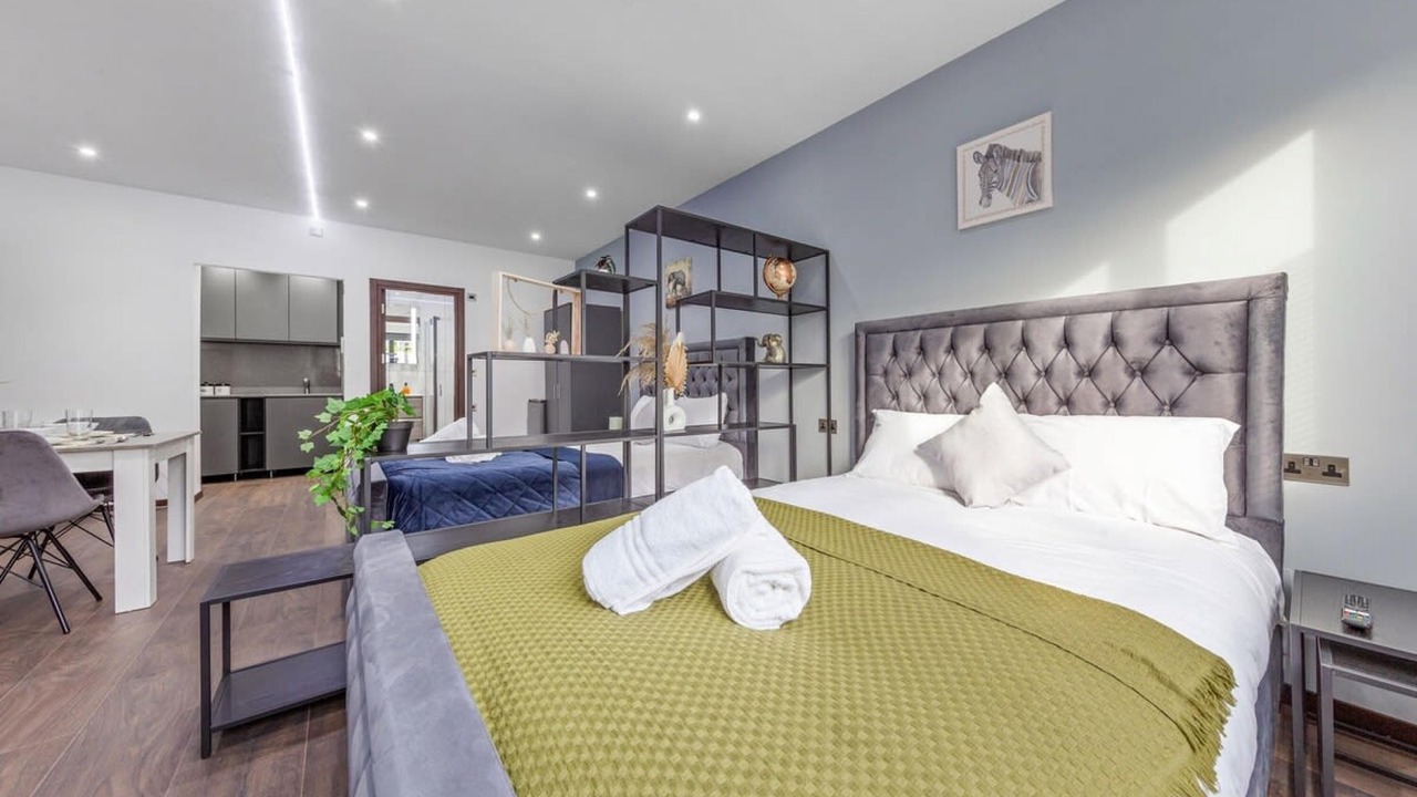 Photo of Others in Golders Green