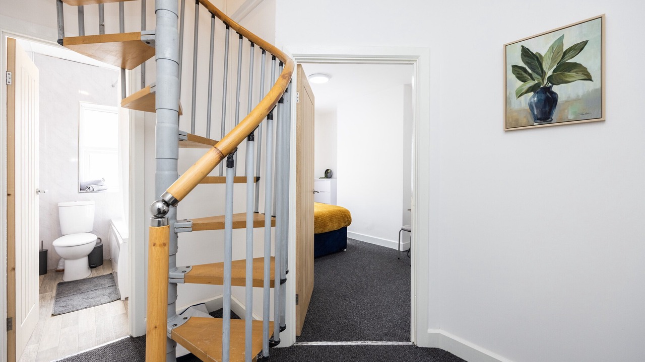 Photo of Others in Aveley