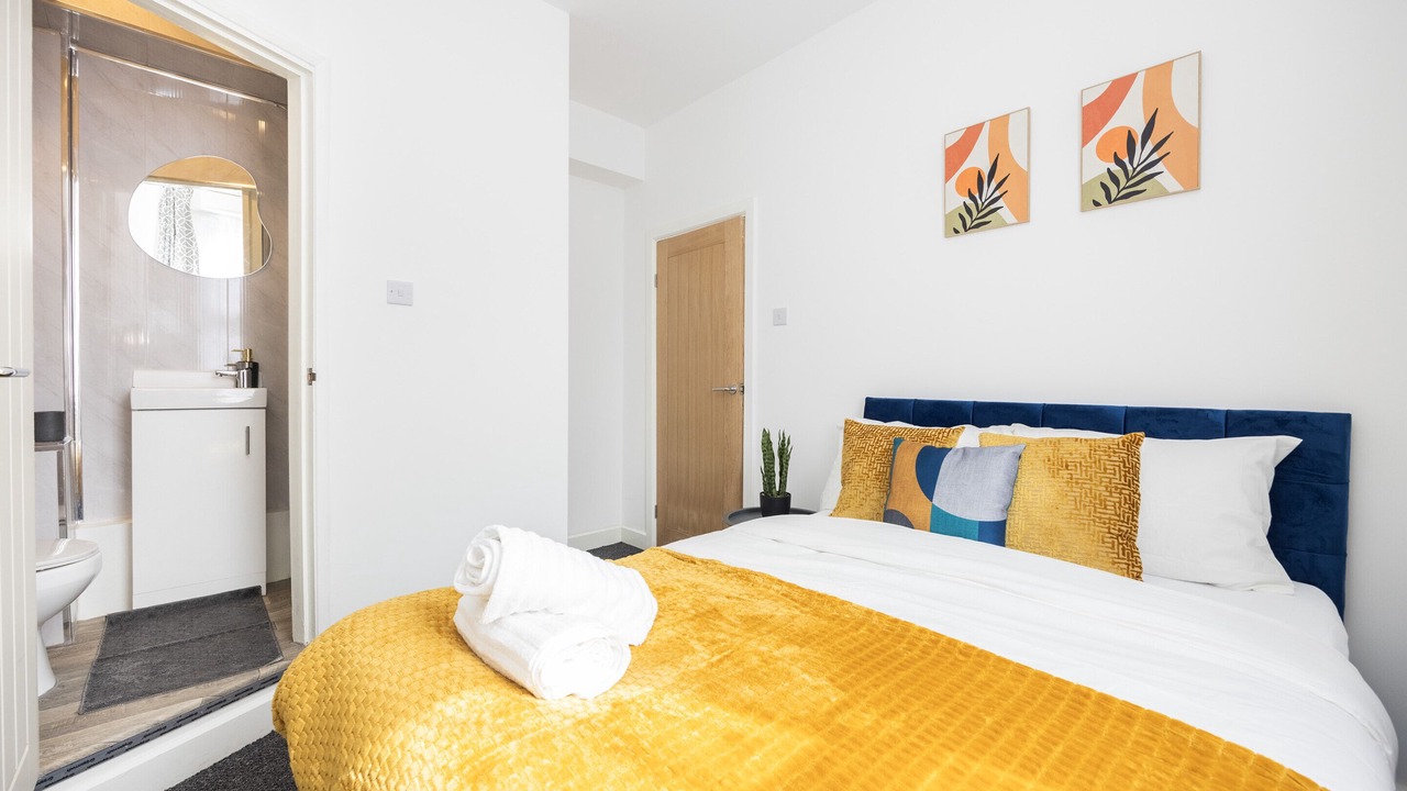 Photo of Others in Aveley