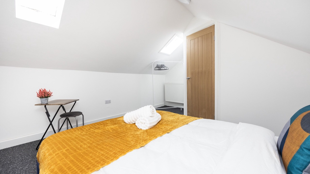 Photo of Others in Aveley