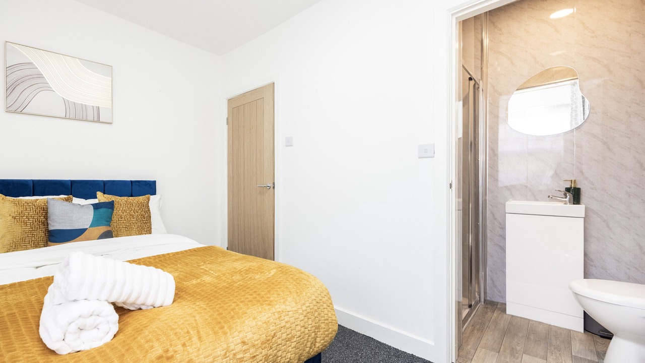 Photo of Others in Aveley