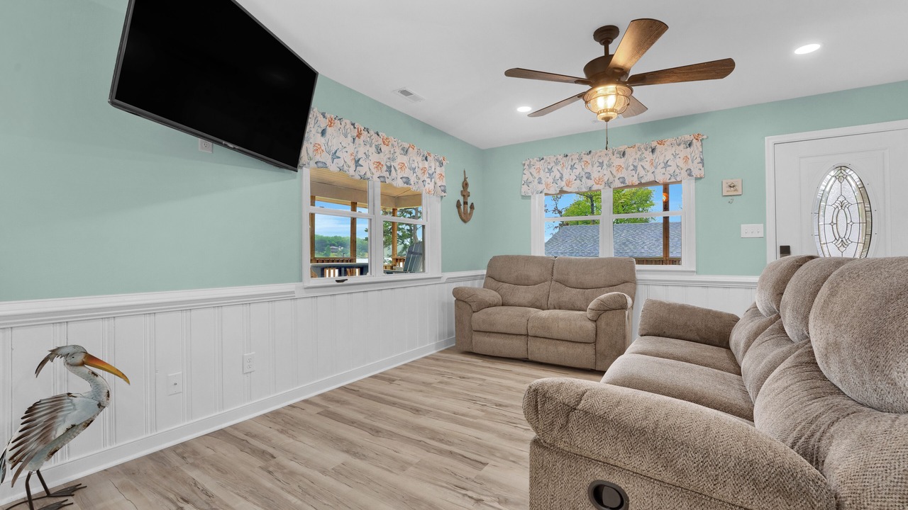Photo of Livingroom in Dutton