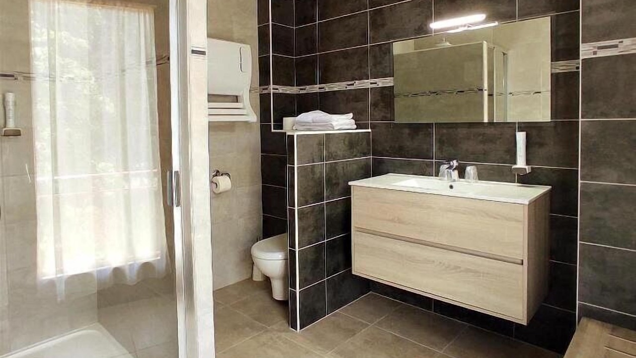 Photo of Bathroom in Publier