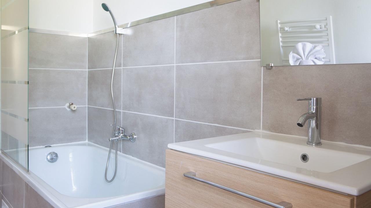 Photo of Bathroom in La Fayette-Eble