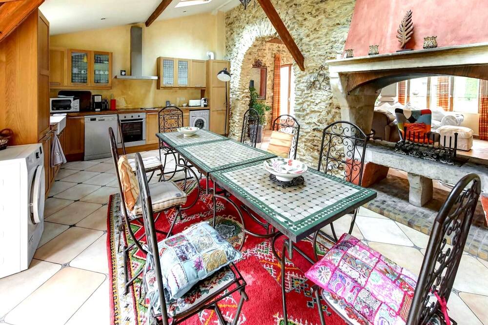 Photo of Kitchen in Raizeux