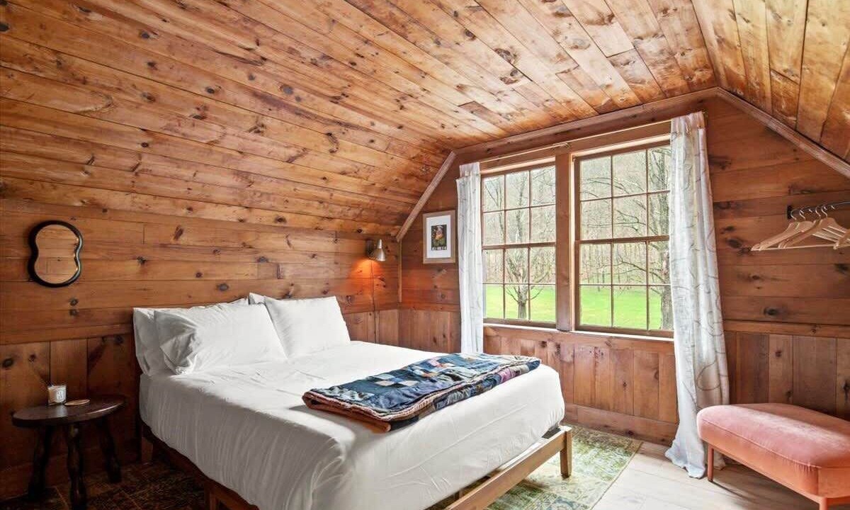 Photo of Bedroom in Town of Broome