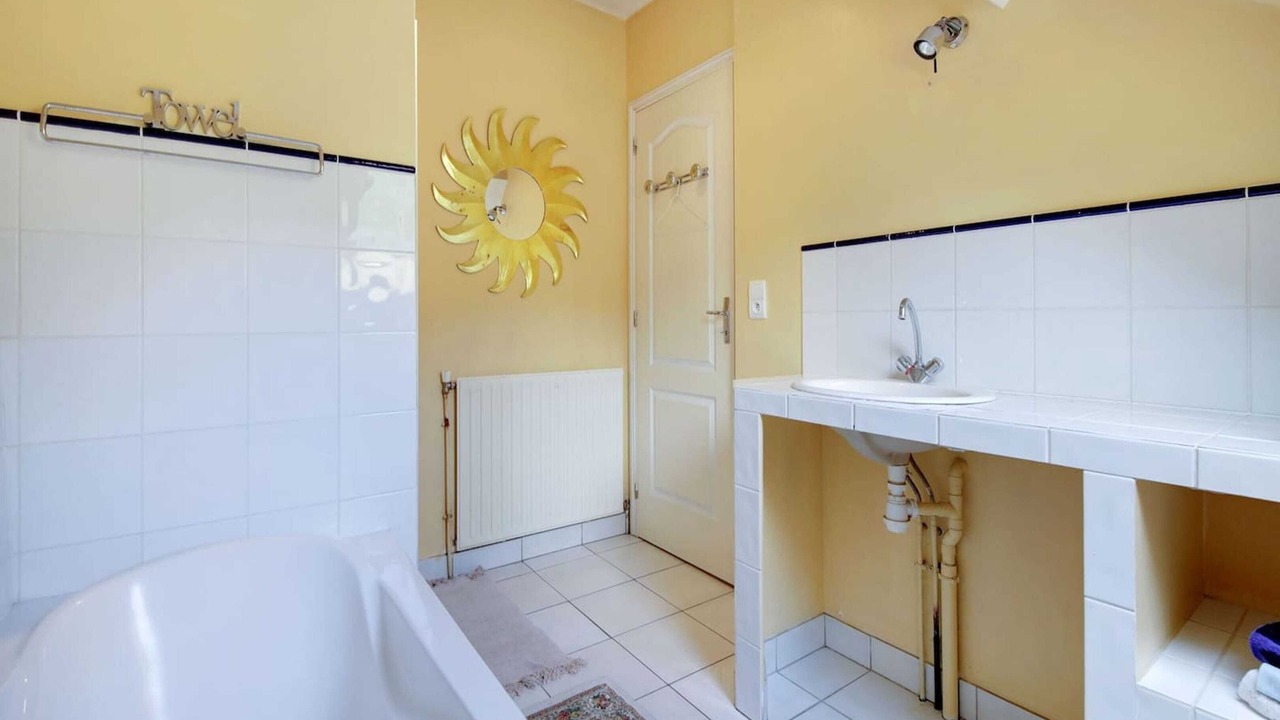 Photo of Bathroom in Raizeux