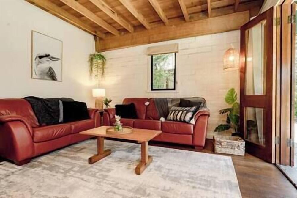 Photo of Livingroom in Pennyroyal