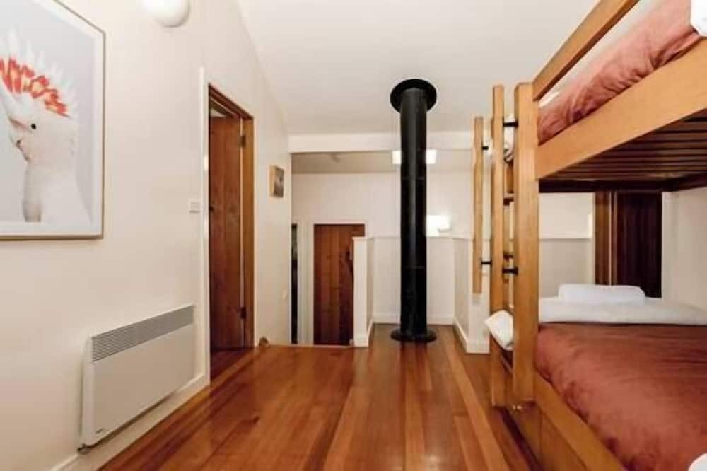 Photo of Others in Pennyroyal