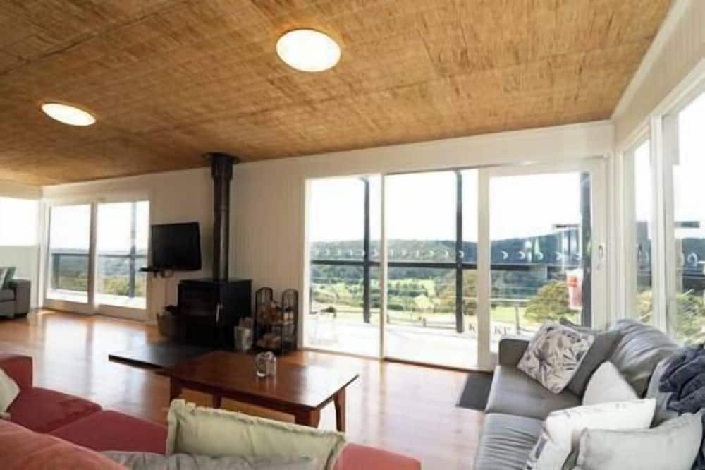 Photo of Livingroom in Pennyroyal