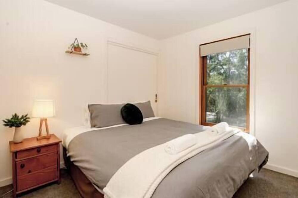 Photo of Others in Pennyroyal