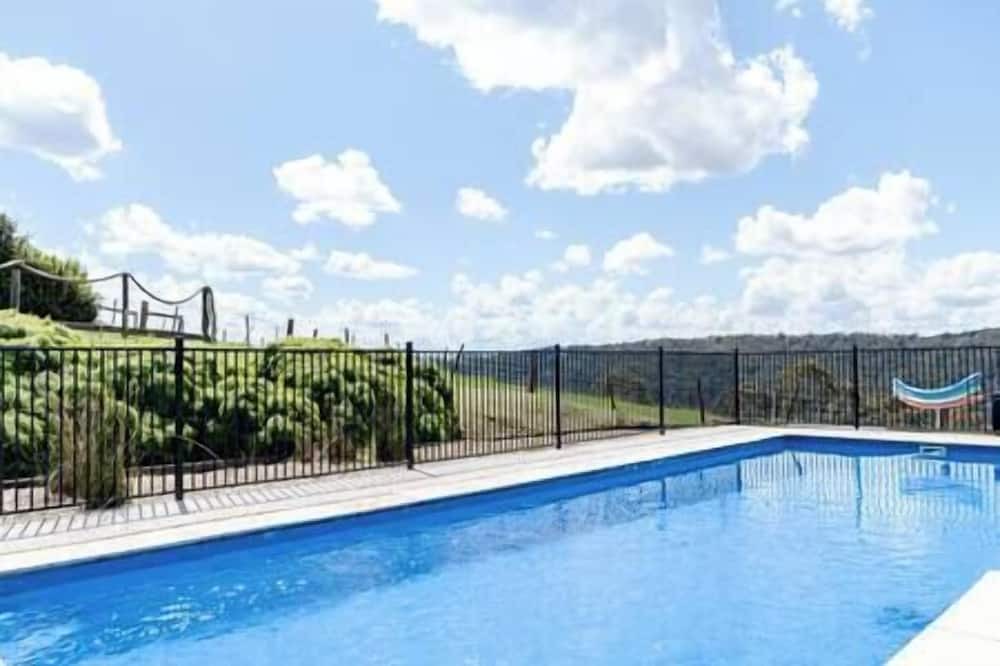 Photo of Outdoor in Pennyroyal