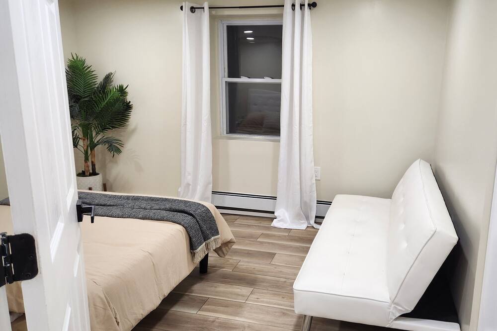 Photo of Others in Hackensack