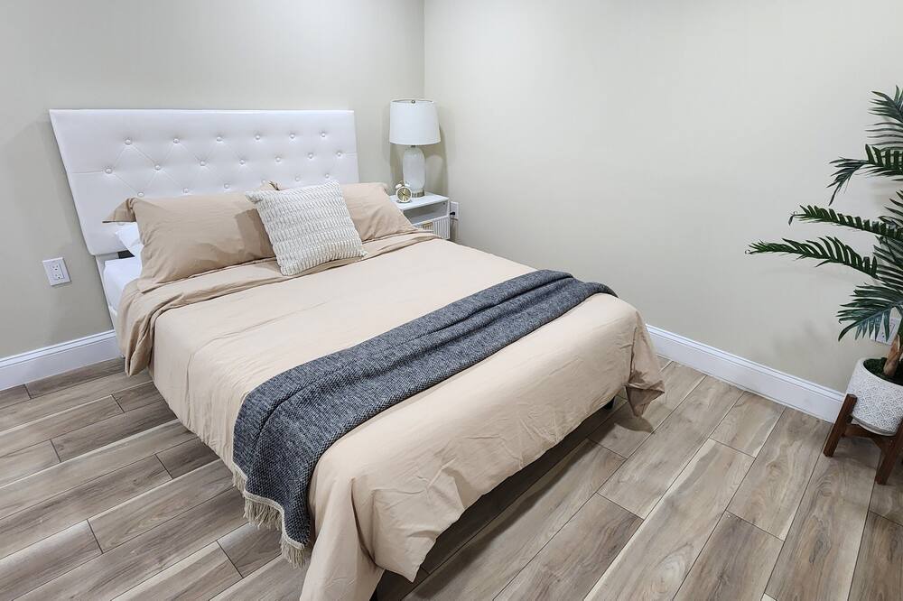 Photo of Others in Hackensack