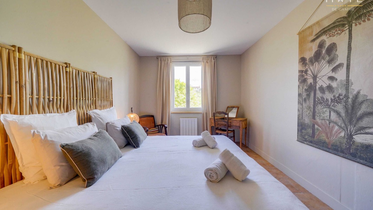 Photo of Others in Bourg-sur-Gironde