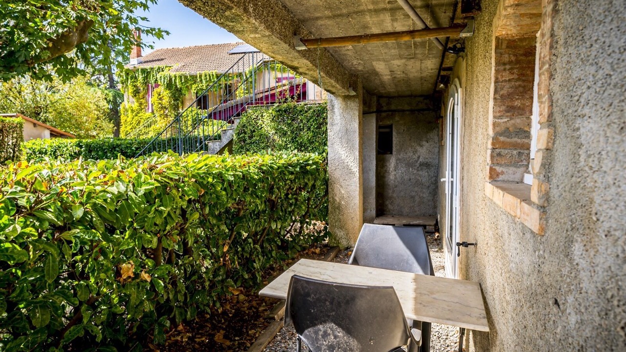 Photo of Patio Balcony in Le Poet