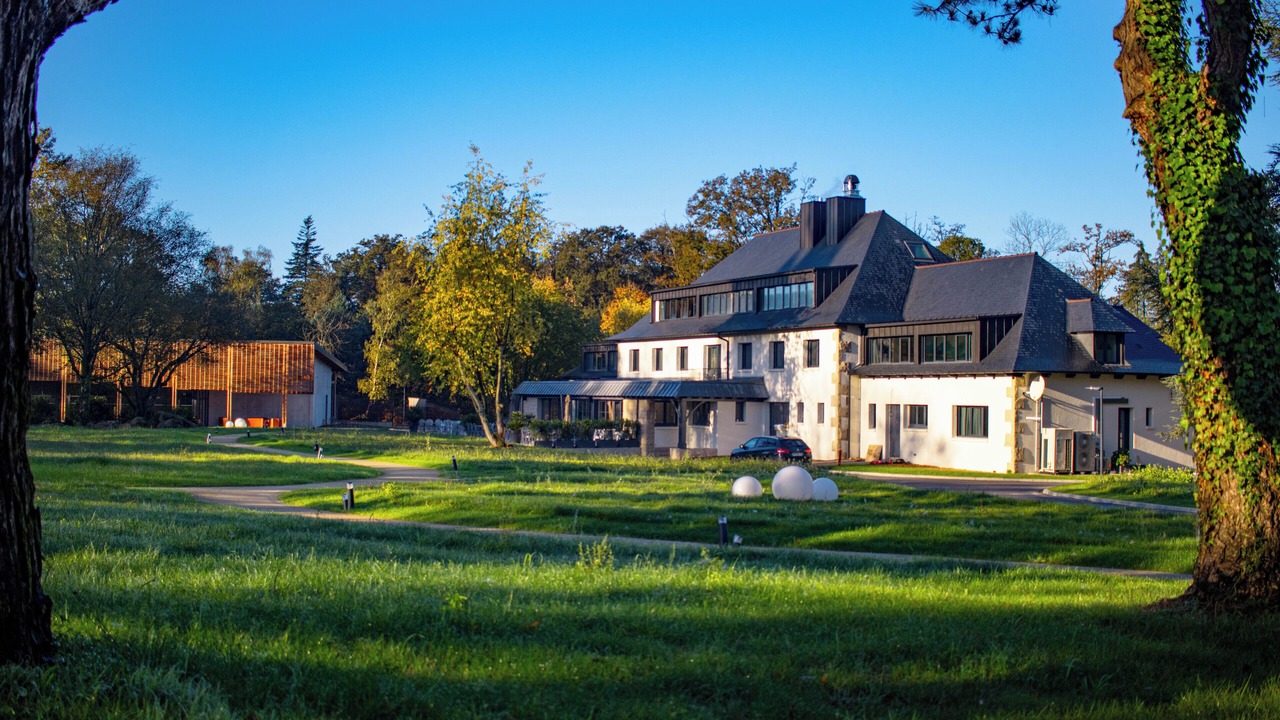 Photo of Outdoor in Liffre