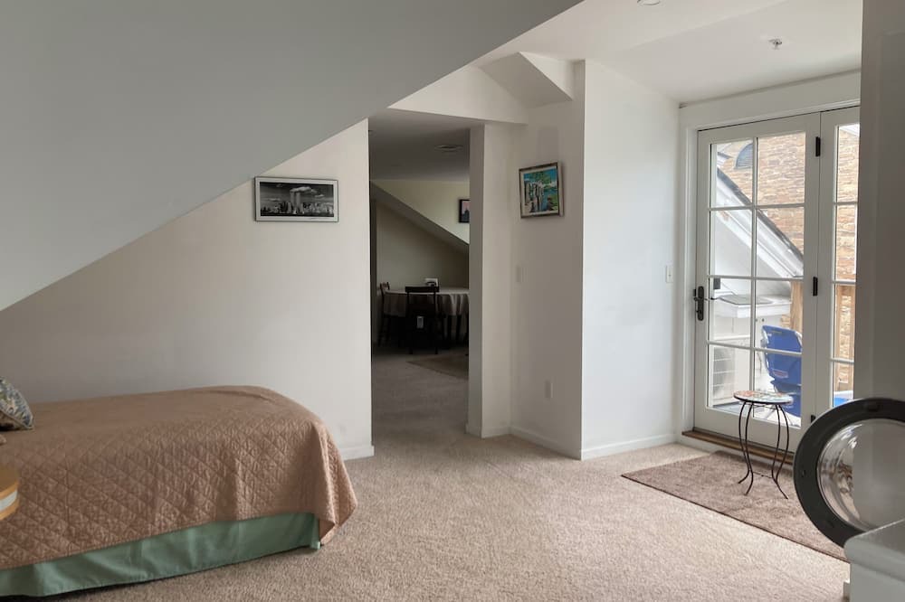 Photo of Others in Winooski