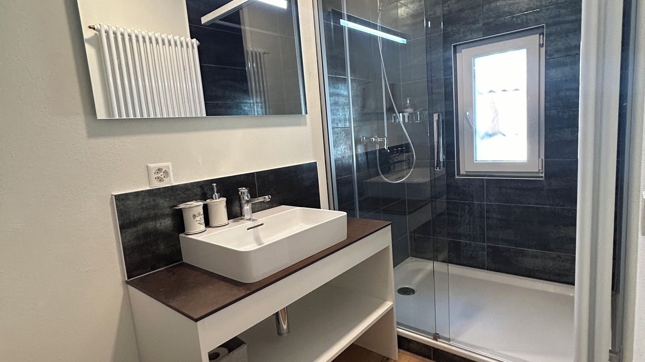 Photo of Bathroom in Inden