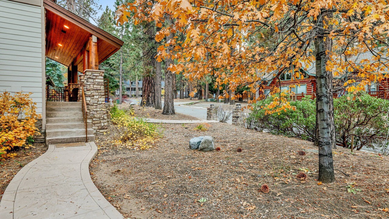 Photo of Outdoor in Summit Estates