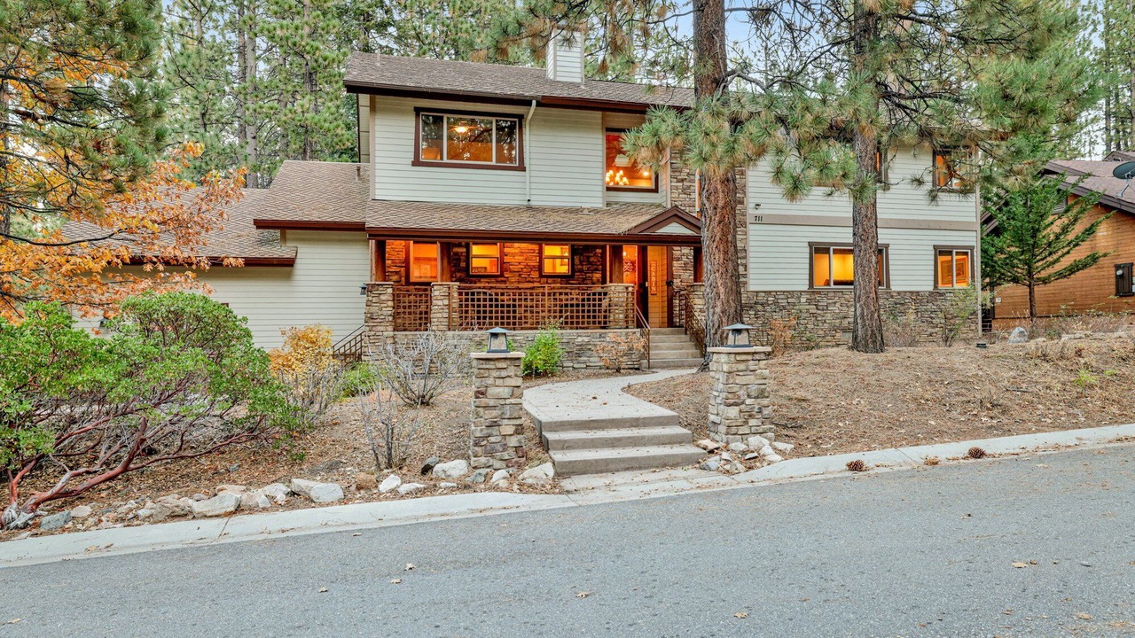 Photo of Outdoor in Summit Estates