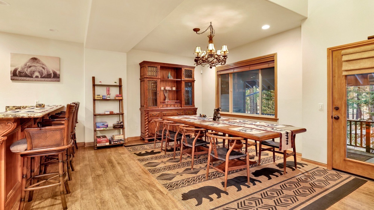 Photo of Bedroom in Summit Estates