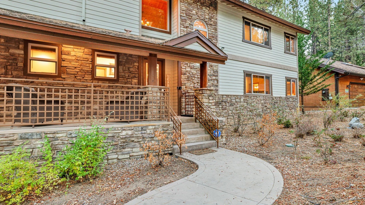 Photo of Outdoor in Summit Estates
