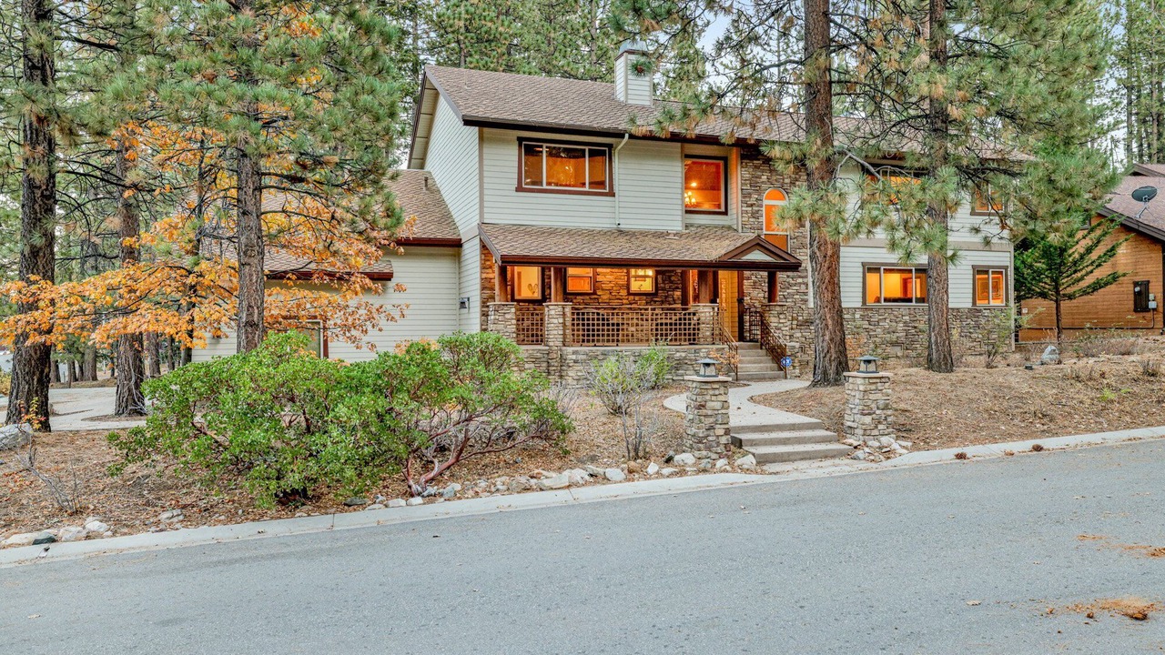 Photo of Outdoor in Summit Estates