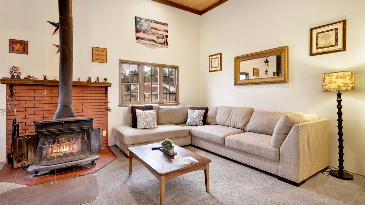 Photo of Bedroom in Big Bear