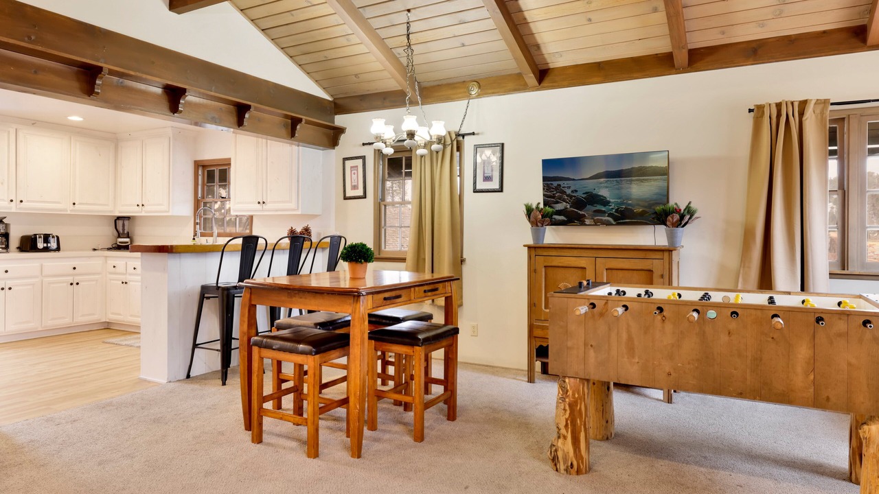 Photo of Bedroom in Big Bear