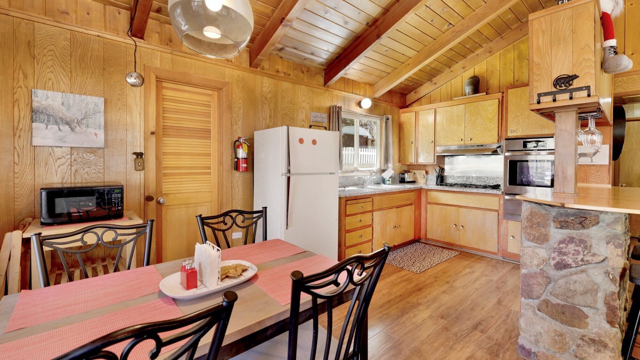 Photo of Kitchen in Big Bear Lake