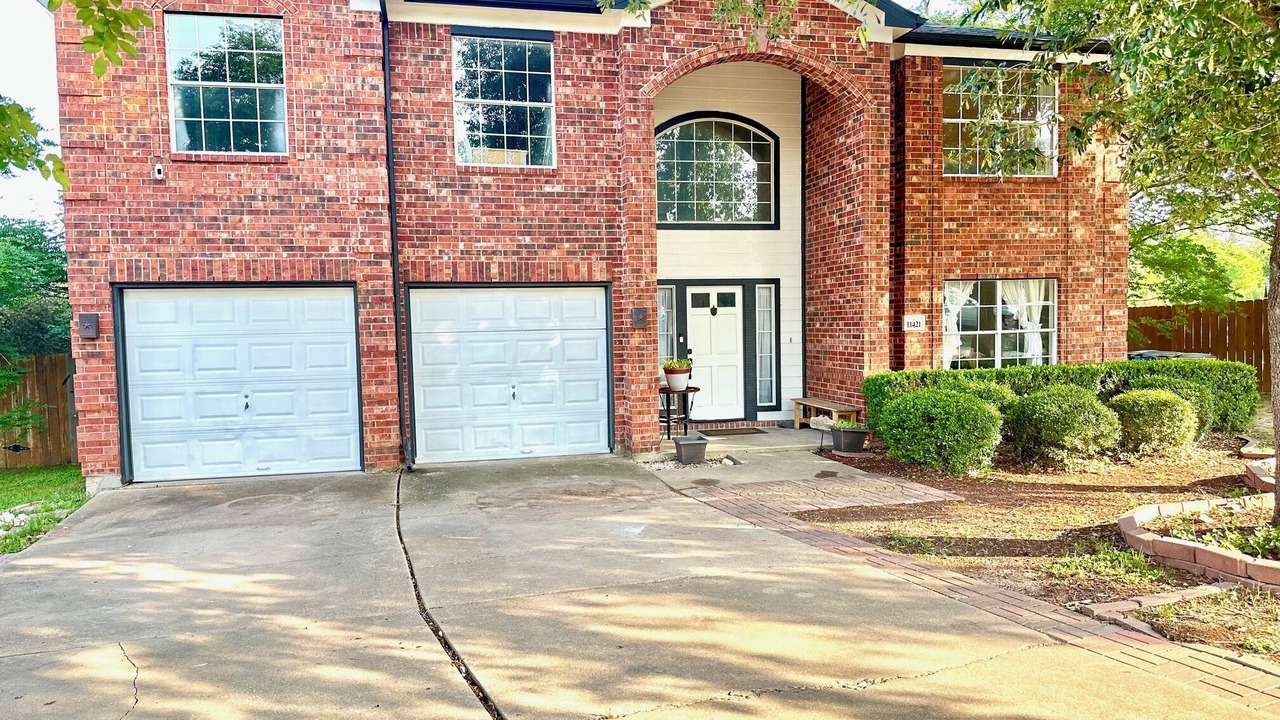 Photo of Outdoor in Manor