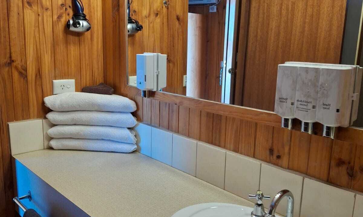 Photo of Bathroom in St. Arnaud