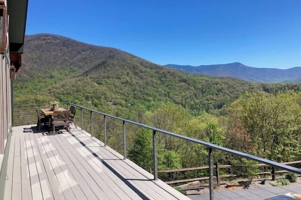Photo of Outdoor in Laurel Ridge