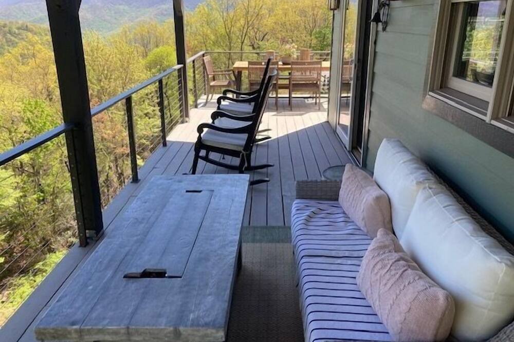 Photo of Outdoor in Laurel Ridge