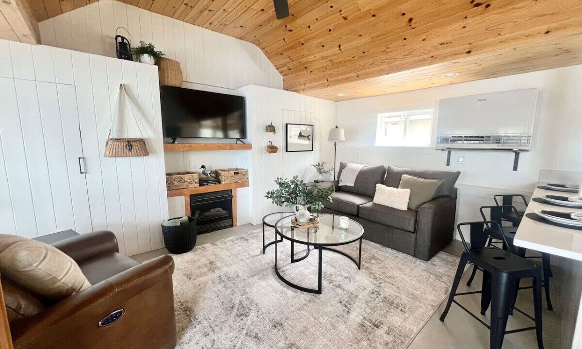 Photo of Livingroom in Scott