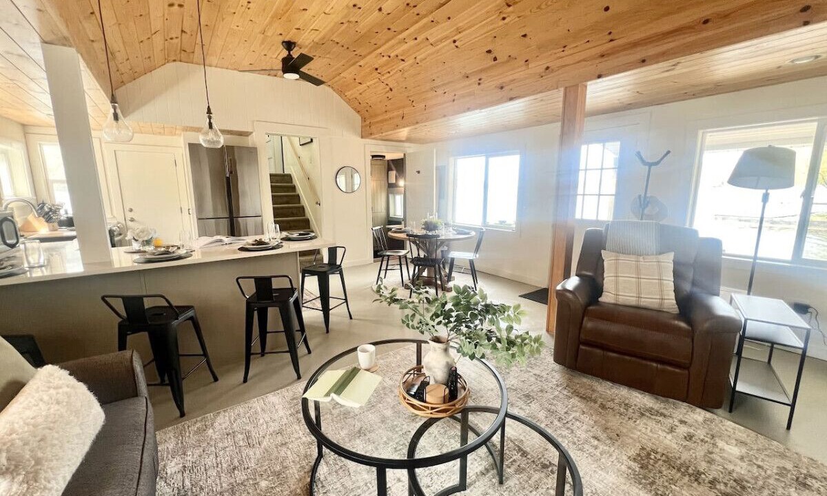 Photo of Livingroom in Scott