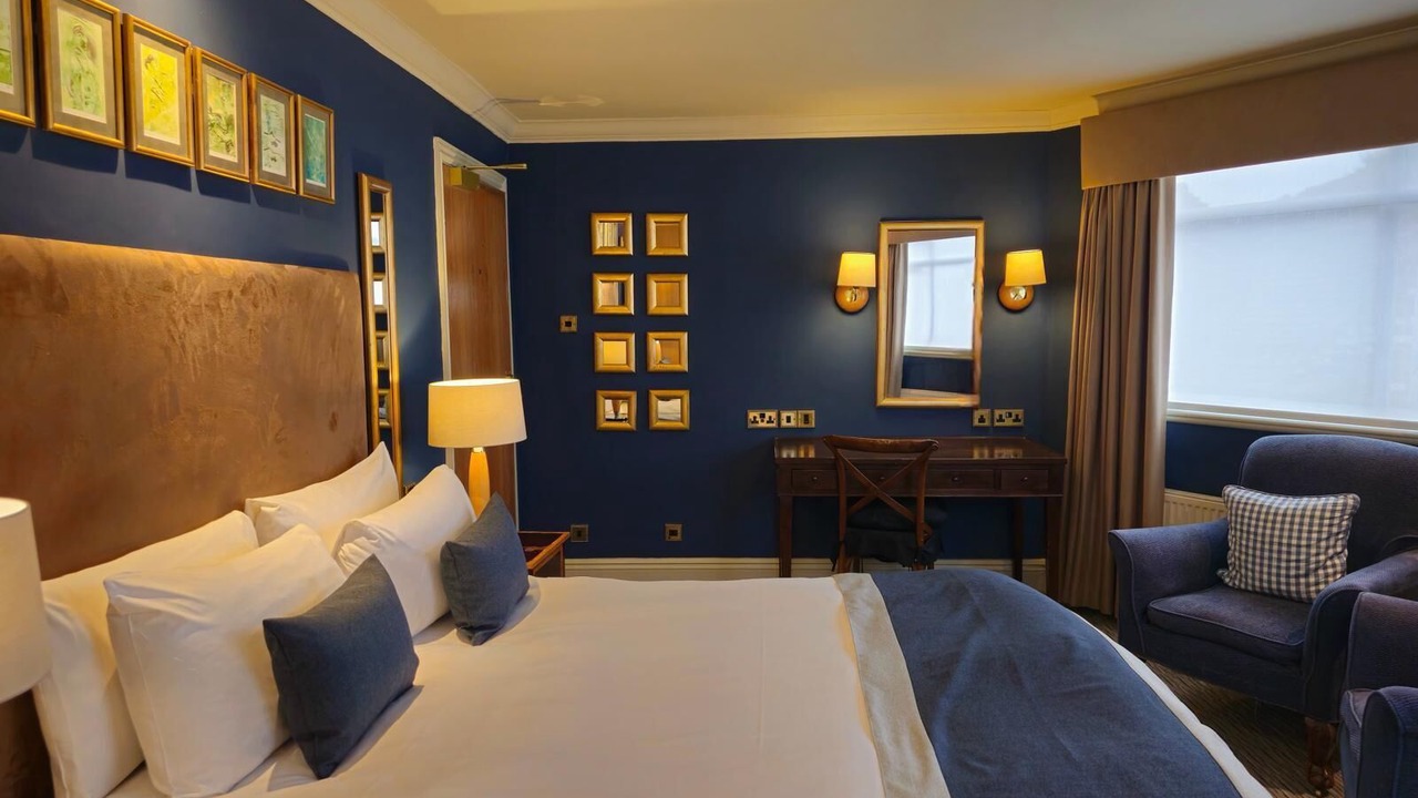 Photo of Bedroom in Datchet