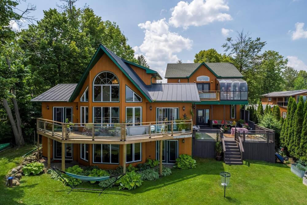 Photo of Outdoor in Lindsay